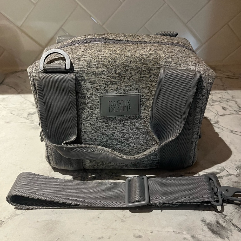 Dagne Dover Gray XS Landon